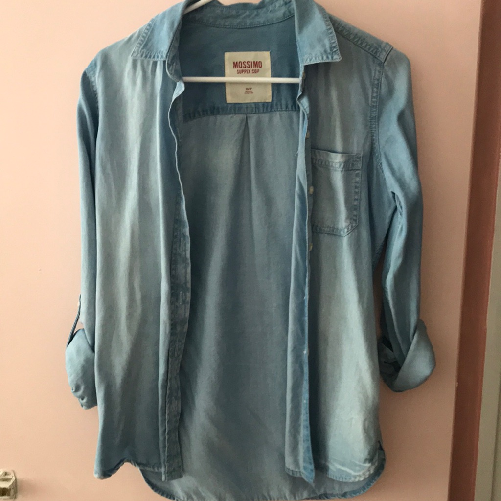 Mossimo Chambray Blue Button Down